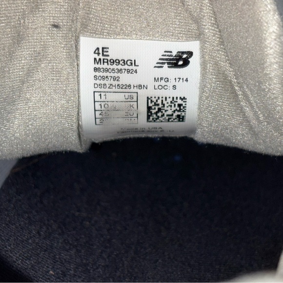 Men’s New Balance 993 - Picture 3 of 3